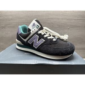 New Balance Classics U574v2 Women’s Size 6.5 Black/Blue